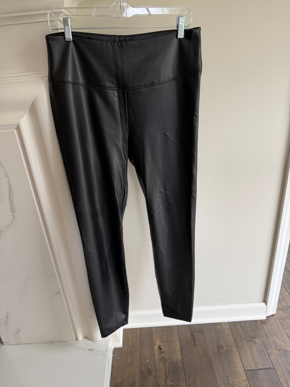 White House Black Market Black Runway Leggings
